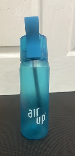 Air water bottle 650ml - up,